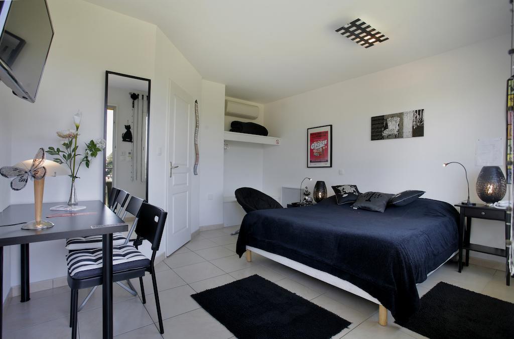 Logis Hotel Corintel Bordeaux Est Tresses エクステリア 写真