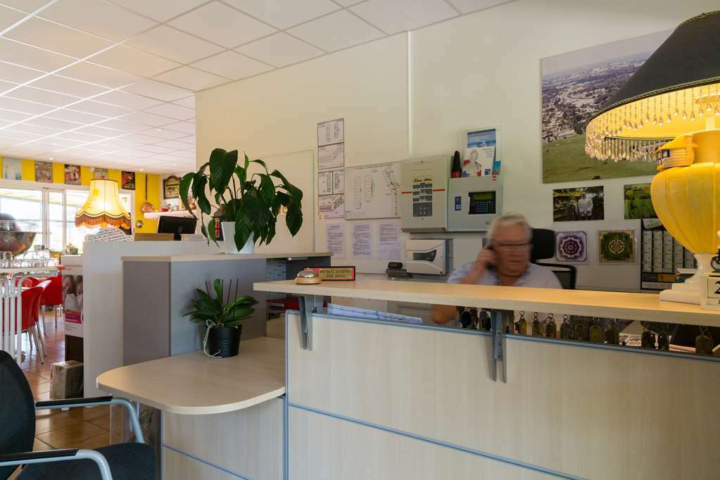 Logis Hotel Corintel Bordeaux Est Tresses インテリア 写真